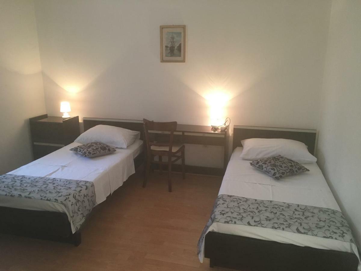 Apartmani Josipa شيبينيك المظهر الخارجي الصورة